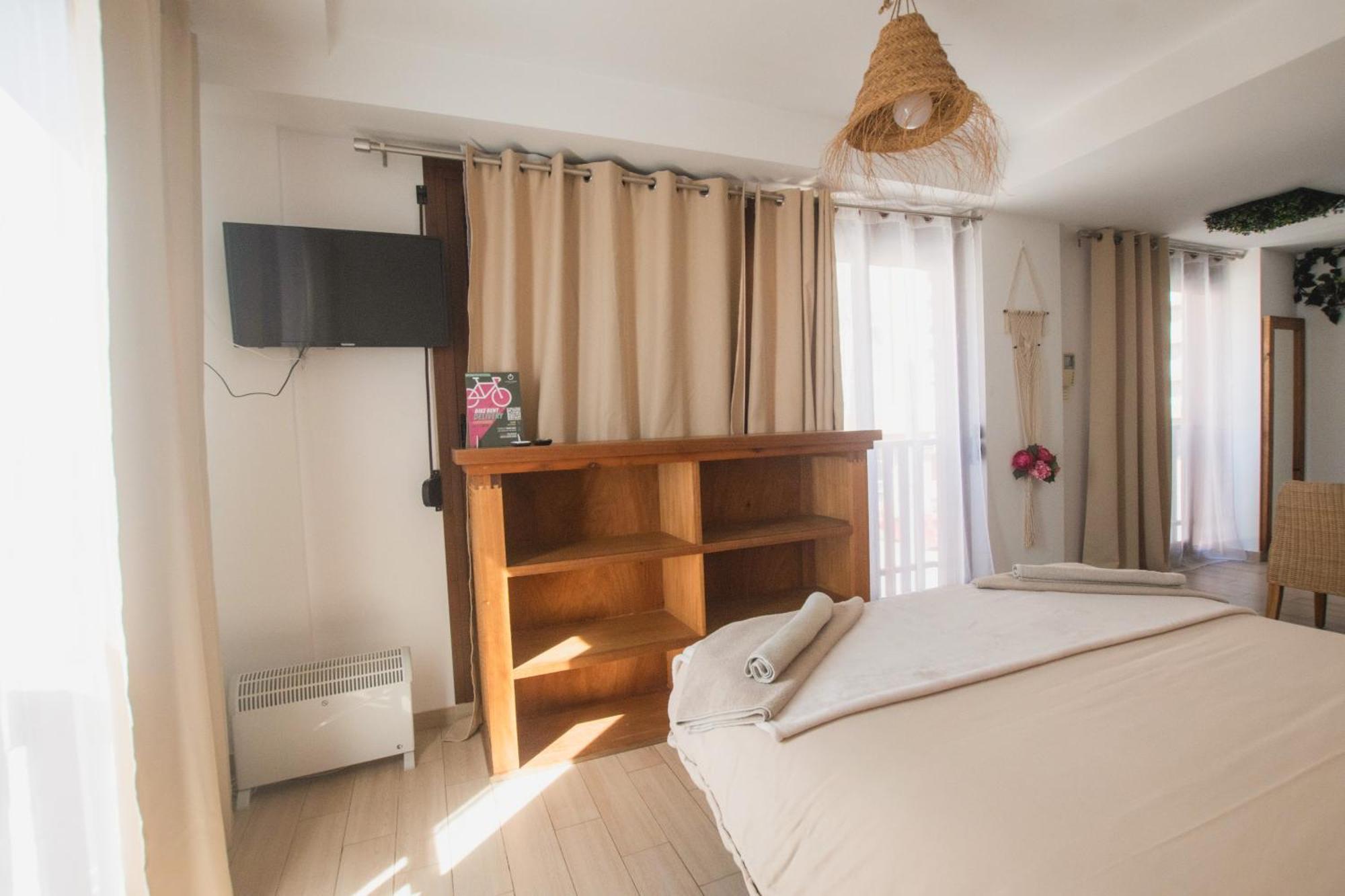אלבוראיה Banana Beach Patacona Rooms מראה חיצוני תמונה